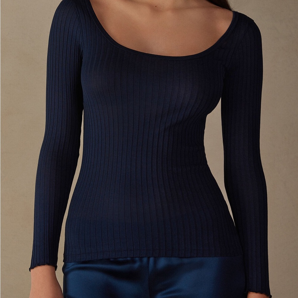 Blue Intimissimi Tubular Front and Back Bateau Neck Top in Silk Cotton